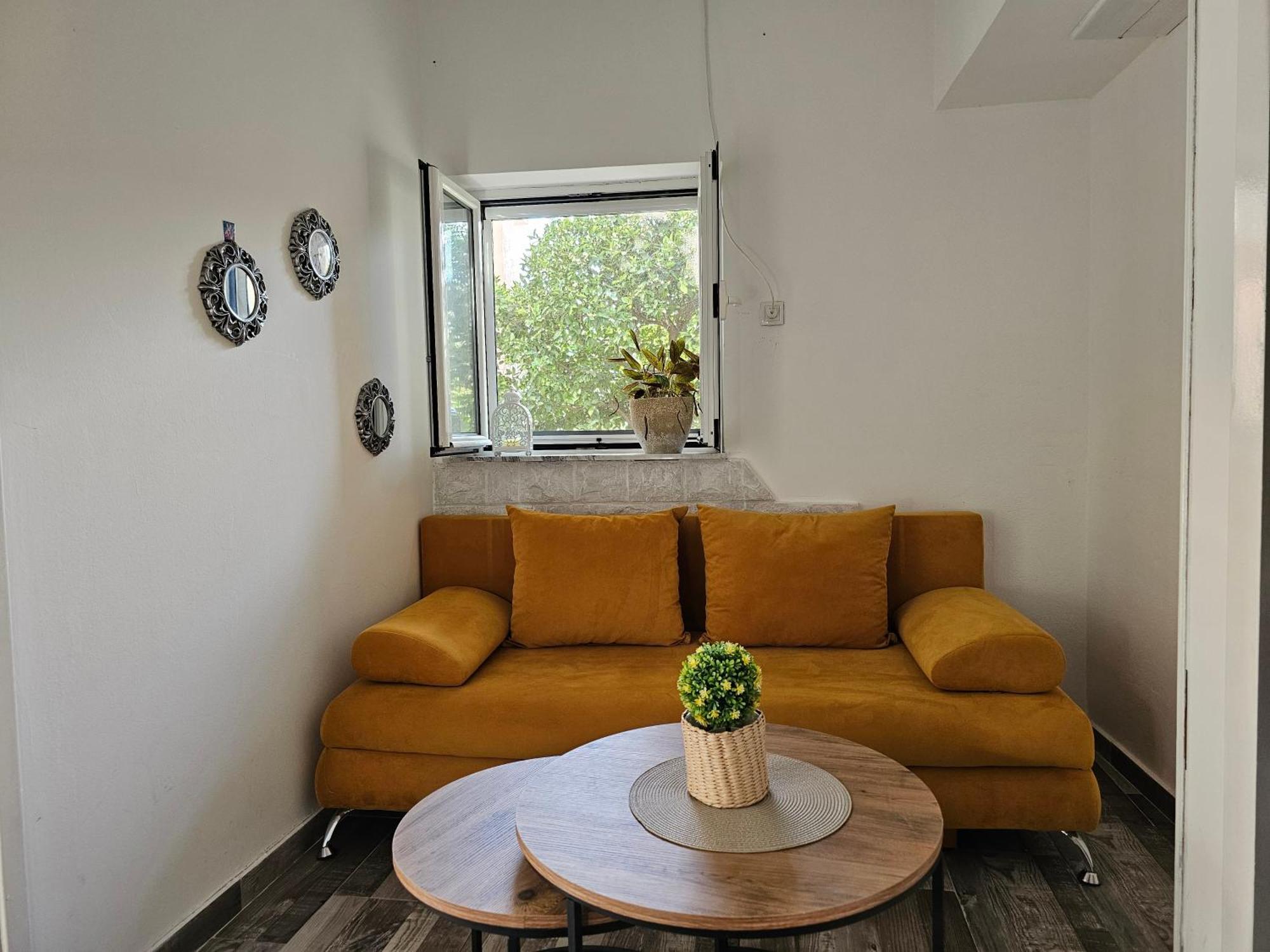 Apartamento Modern Seaside Escape - Stunning Sea View - Private & Stylish Kotor Exterior foto