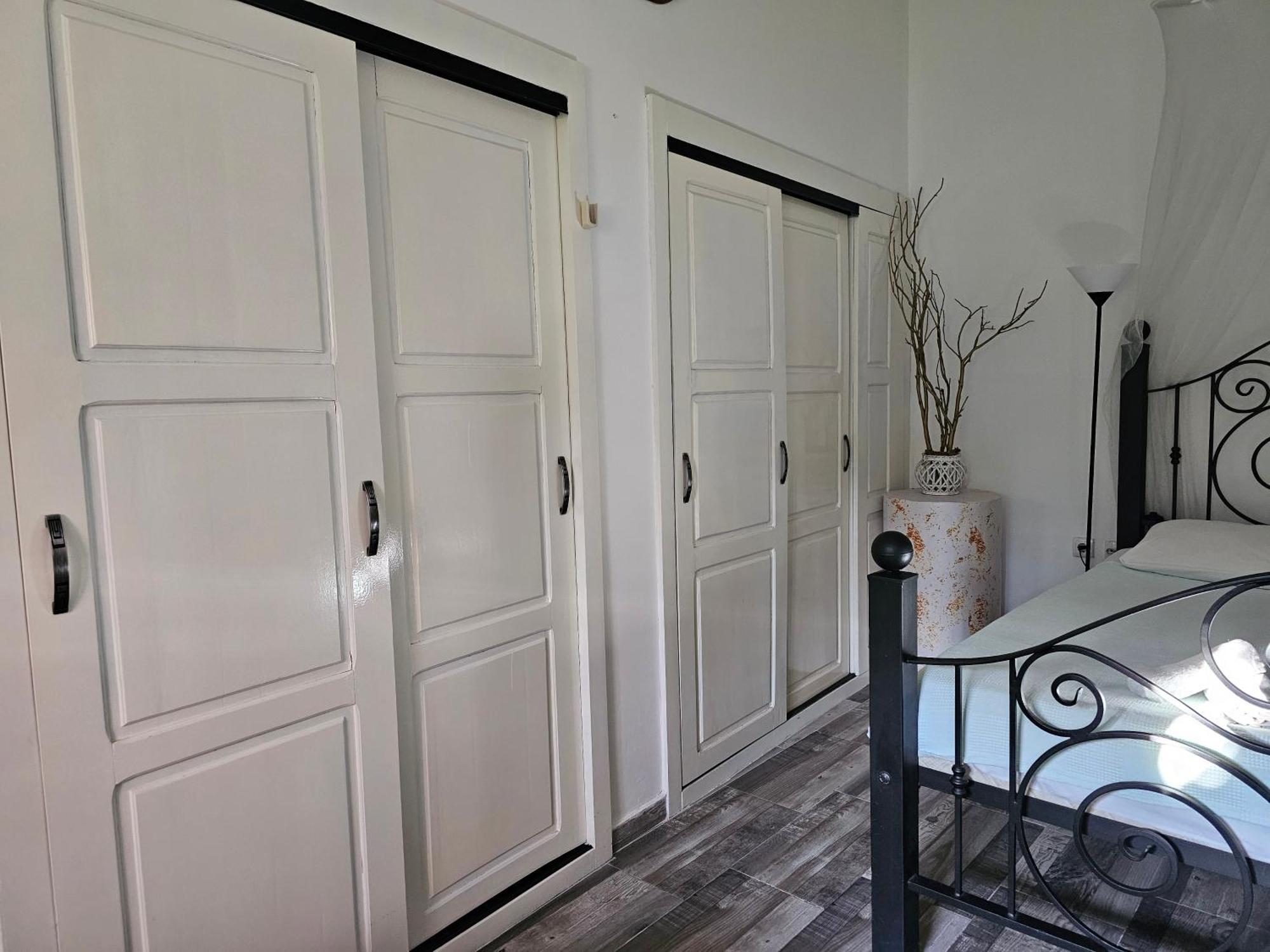 Apartamento Modern Seaside Escape - Stunning Sea View - Private & Stylish Kotor Exterior foto