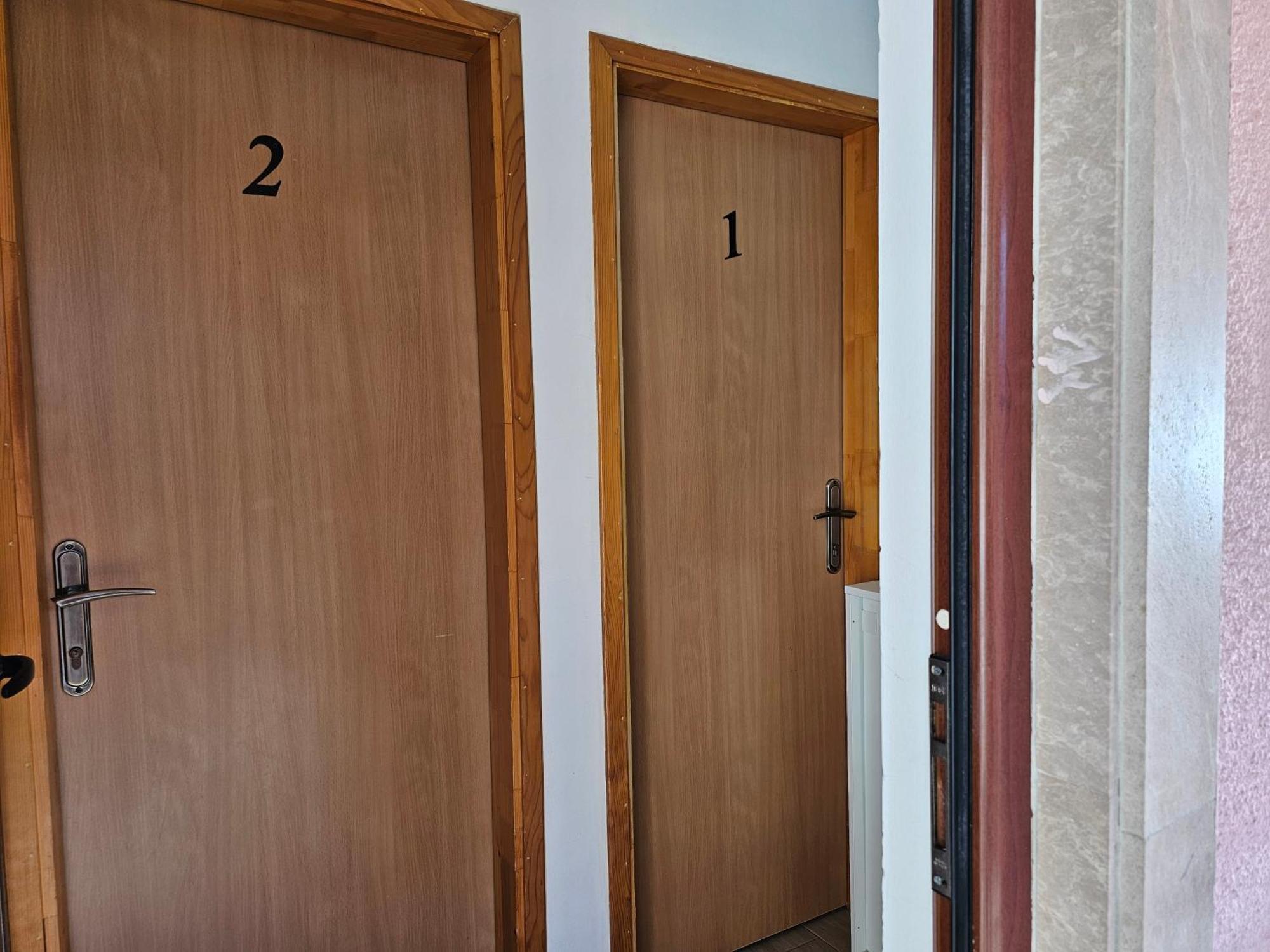 Apartamento Modern Seaside Escape - Stunning Sea View - Private & Stylish Kotor Exterior foto